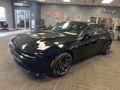 Diamond Black Crystal Pearlcoat 2026 Dodge Charger R/T Scat Pack