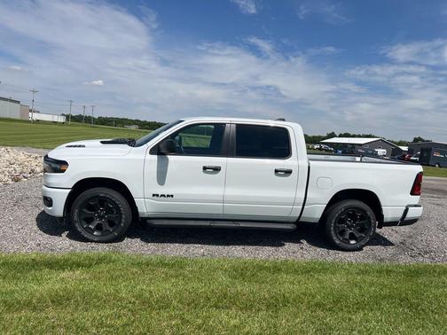 Bright White Clearcoat 2026 RAM 1500 Express