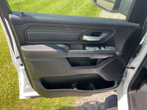 Bright White Clearcoat 2026 RAM 1500 Express
