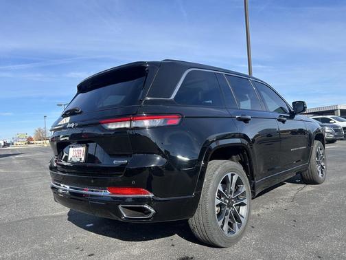 2023 Jeep Grand Cherokee Overland