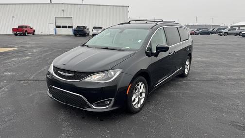 2018 Chrysler Pacifica Touring-L Plus