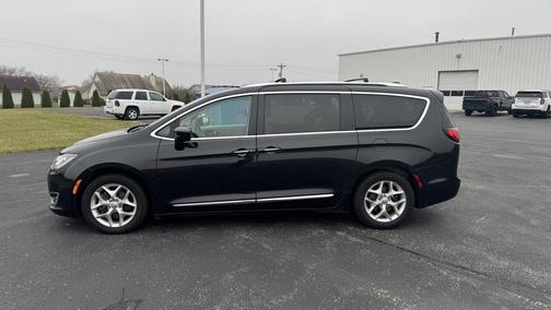 2018 Chrysler Pacifica Touring-L Plus