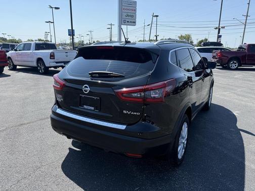 2020 Nissan Rogue Sport SV