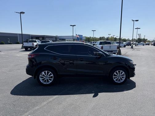 2020 Nissan Rogue Sport SV