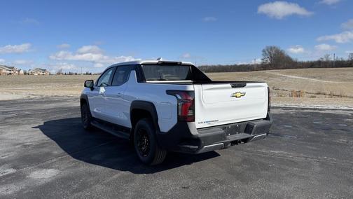 2025 Chevrolet Silverado EV LT