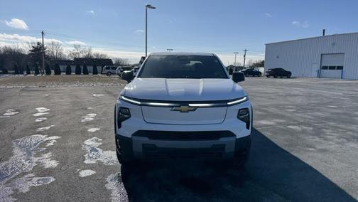 2025 Chevrolet Silverado EV LT
