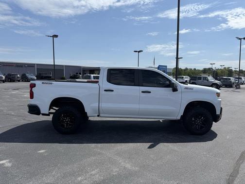 2021 Chevrolet Silverado 1500 Custom Trail Boss