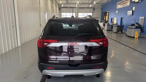 2017 GMC Acadia SLT-1