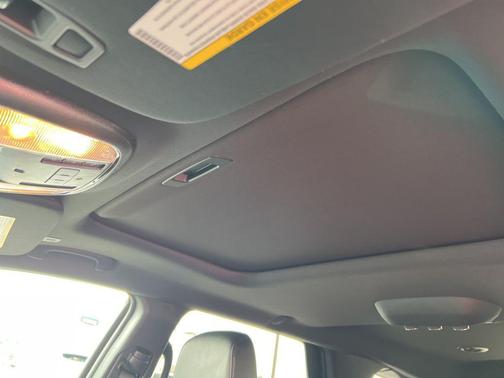 DB Black Crystal Clearcoat 2026 Dodge Durango GT Plus