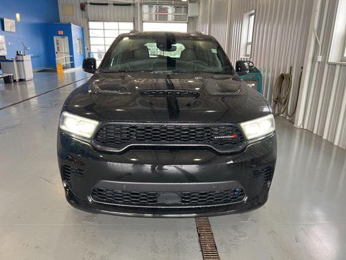 DB Black Crystal Clearcoat 2026 Dodge Durango GT Plus