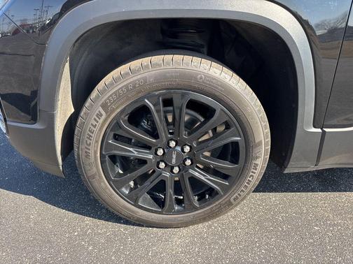 2023 GMC Acadia FWD SLE