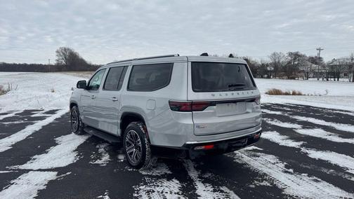 2024 Jeep Wagoneer L Series II 4x4
