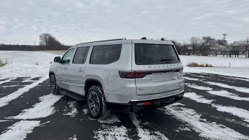 2024 Jeep Wagoneer L Series II 4x4