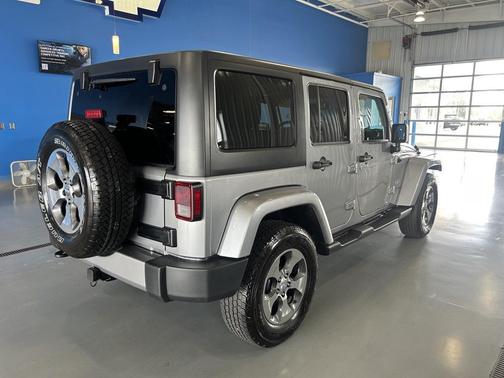 2018 Jeep Wrangler JK Unlimited Sahara