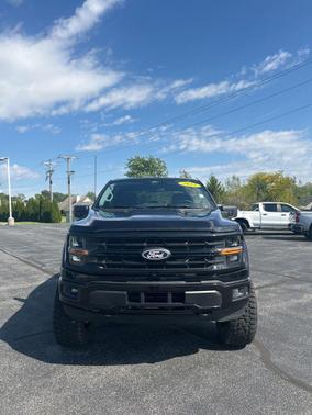 Agate Black Metallic 2025 Ford F-150 XLT