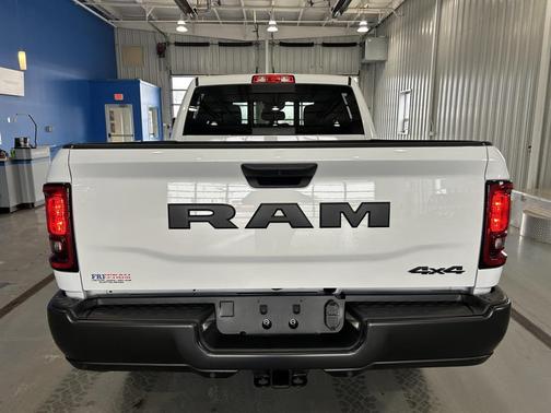 2026 RAM 2500 Warlock Crew Cab 4x4 6'4' Box