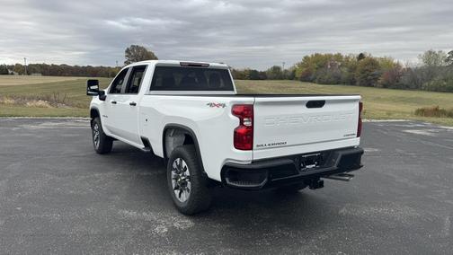 2026 Chevrolet Silverado 2500 Custom