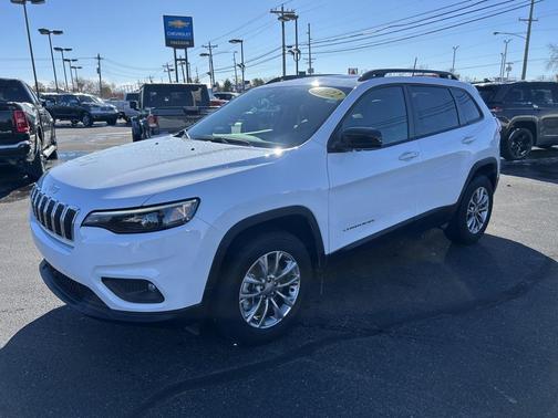 2022 Jeep Cherokee Latitude Lux