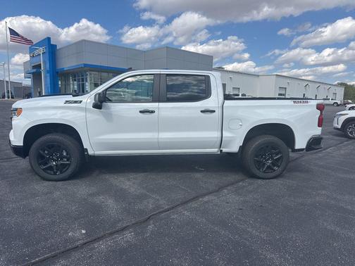 Summit White 2026 Chevrolet Silverado 1500 LT Trail Boss