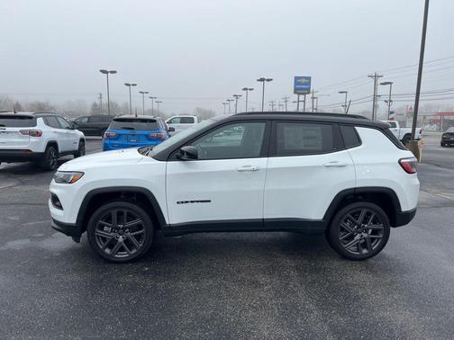 Bright White Clearcoat 2026 Jeep Compass Limited