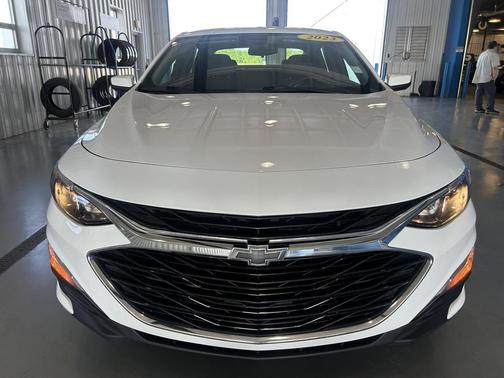 2023 Chevrolet Malibu FWD RS