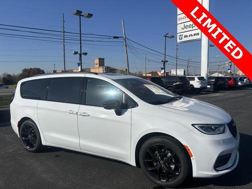 2026 Chrysler Pacifica Limited