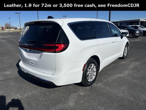 2026 Chrysler Pacifica L