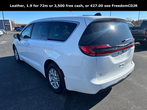 2026 Chrysler Pacifica L