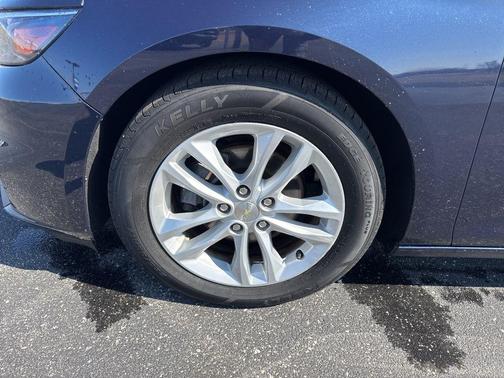 2017 Chevrolet Malibu 1LT