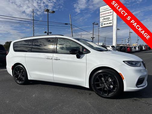 2026 Chrysler Pacifica L