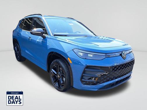 2025 Volkswagen Tiguan 2.0T SE R-Line Black