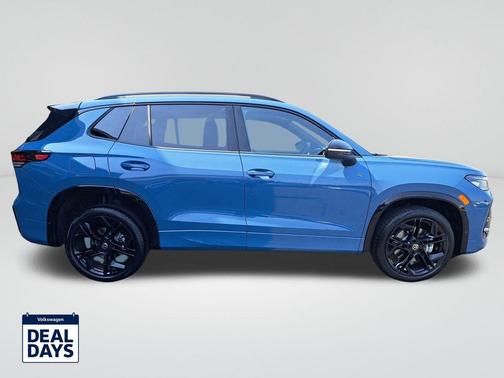 2025 Volkswagen Tiguan 2.0T SE R-Line Black