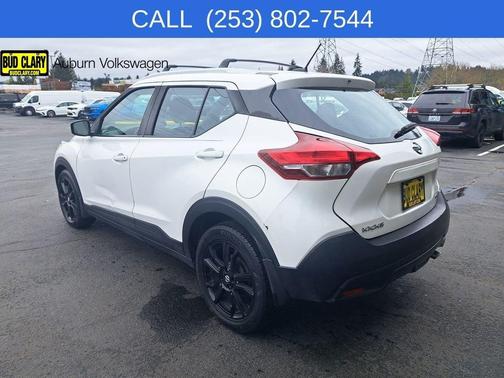Aspen White 2019 Nissan Kicks SV