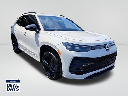 2025 Volkswagen Tiguan 2.0T SE R-Line Black