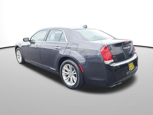 2016 Chrysler 300C Base