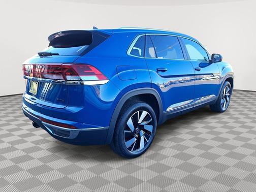 2025 Volkswagen Atlas Cross Sport 2.0T SEL