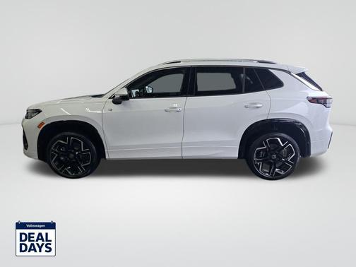 2026 Volkswagen Tiguan 2.0T SEL R-Line