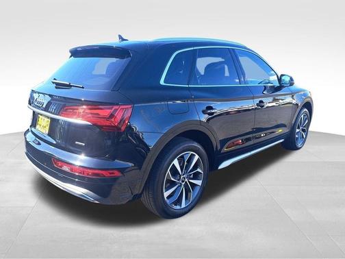 2021 Audi Q5 40 Premium Plus