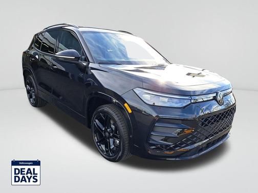 2025 Volkswagen Tiguan 2.0T SE R-Line Black