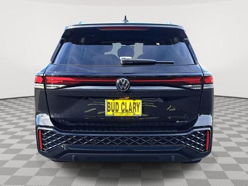 2025 Volkswagen Tiguan 2.0T SE R-Line Black