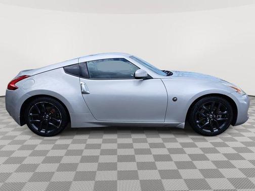 2017 Nissan 370Z Touring