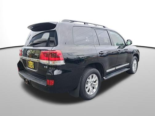 2019 Toyota Land Cruiser V8