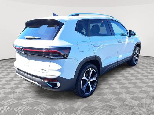 2025 Volkswagen Taos 1.5T SEL