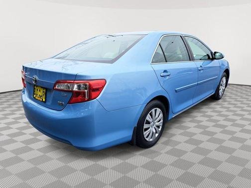 2012 Toyota Camry Hybrid