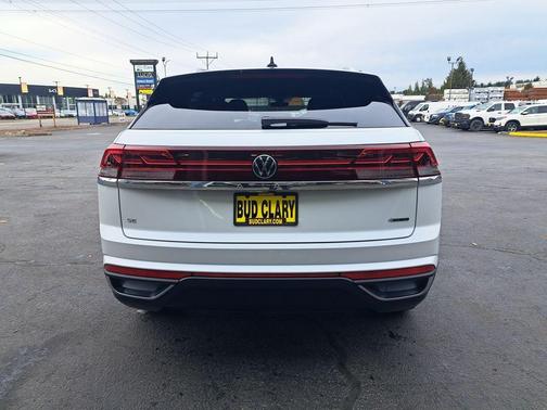 2026 Volkswagen Atlas Cross Sport 2.0T SE