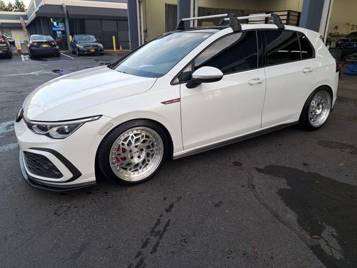 2023 Volkswagen Golf GTI 2.0T SE