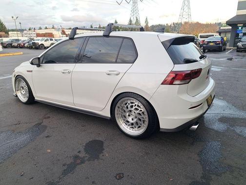 2023 Volkswagen Golf GTI 2.0T SE