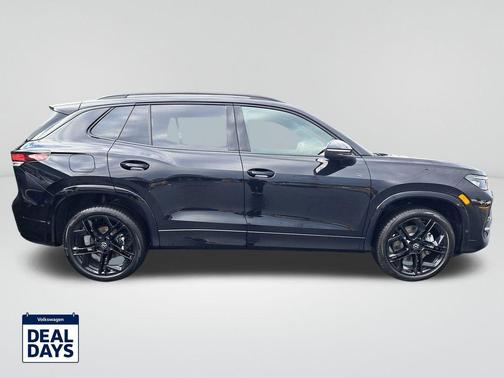 2025 Volkswagen Tiguan 2.0T SE R-Line Black