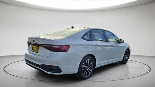 Pure White 2026 Volkswagen Jetta 1.5T Sport