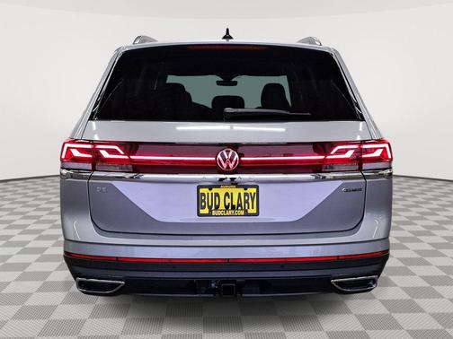 2025 Volkswagen Atlas 2.0T SE